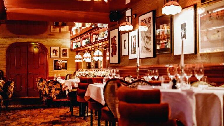Hotel Mayfair Townhouse London Boutique Elegance, Modern Luxury, and Storybook Charm in the Heart of Mayfair